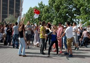 THY İŞÇİLERİNDEN HARLEM SHAKE